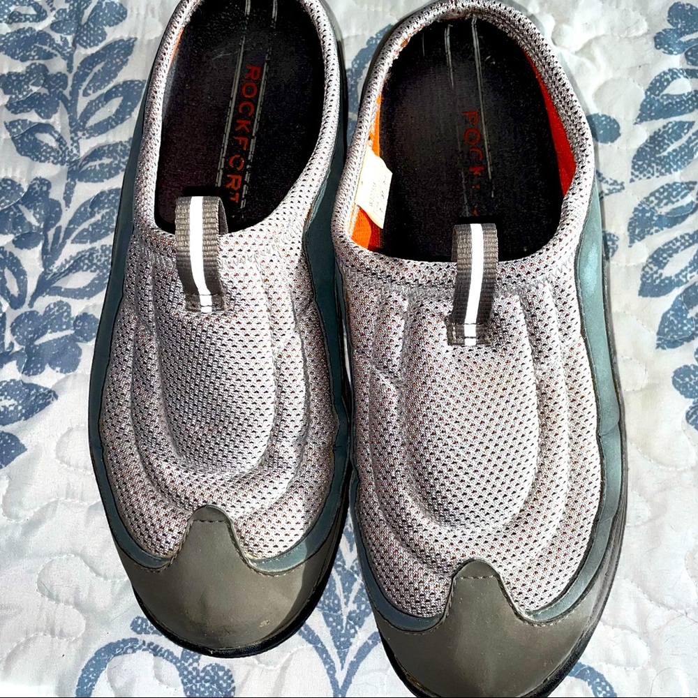 Mule shoes